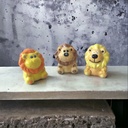 Party Time Lion (carton of 12)