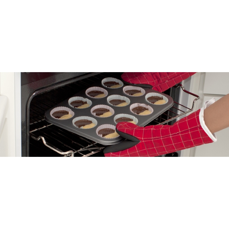 Half-N-Half Cupcake Pan