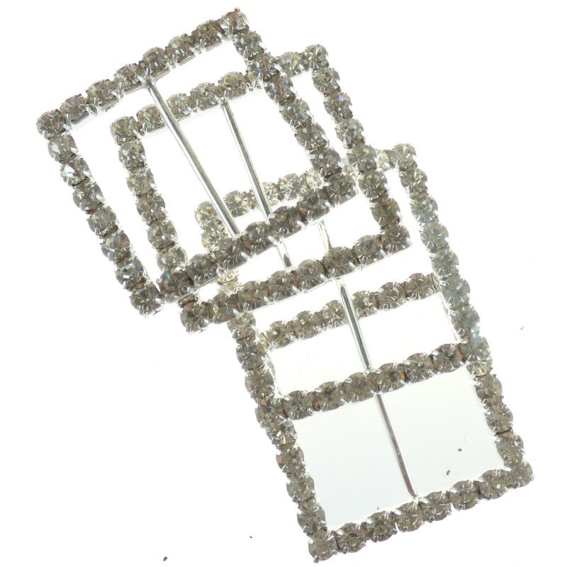 Diamanté Effect Square 25mm/32mm - 10 Pieces